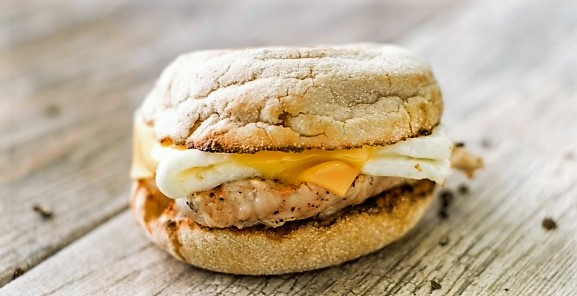 healthiest fast food breakfast sandwich 